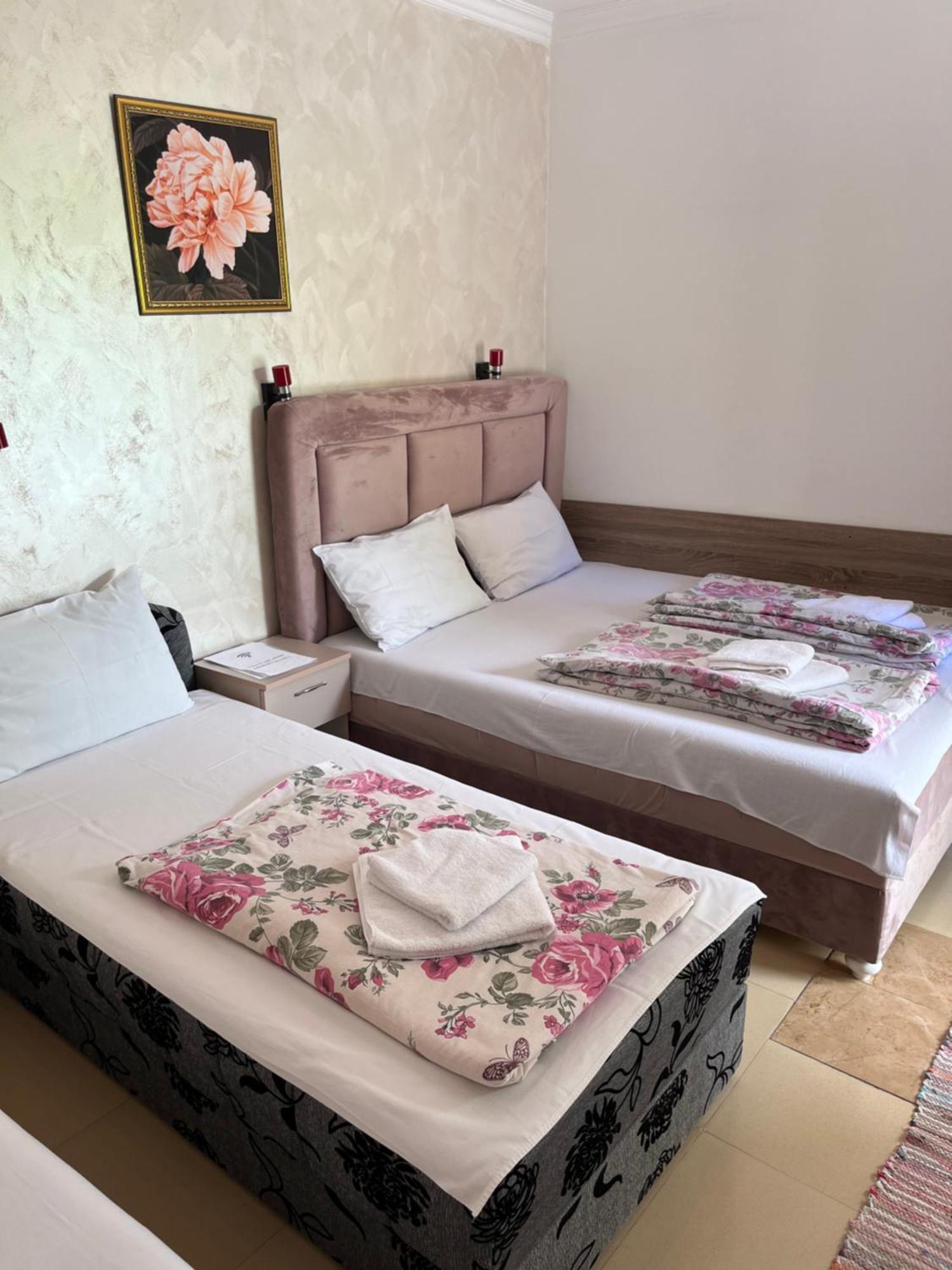 Sobe Sa Sopstvenim Kupatilom Private Rooms Bathroom In Center Novi Sad Ngoại thất bức ảnh